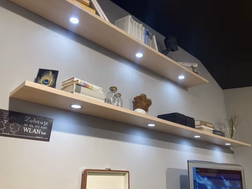 Nochmals REDUZIERT! Next902 Wohnwand in Wagenhofen Koje OG11 